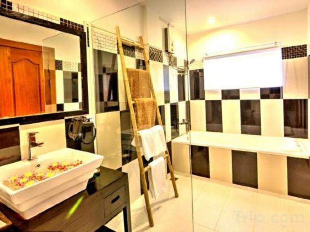 La Residence Blanc D' Angkor Siem Reap Exterior photo